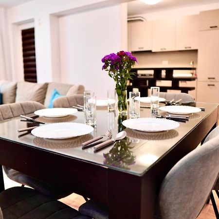 Coresi Topcity 2Camere Apartment Braşov Dış mekan fotoğraf